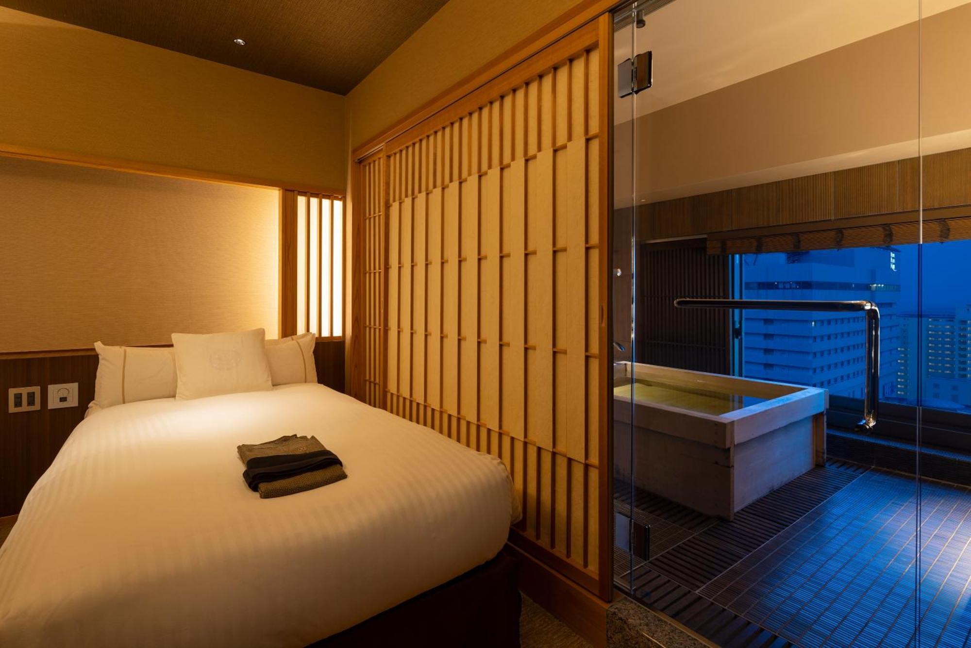 Kobe Bay Sheraton Hotel & Towers Exterior foto