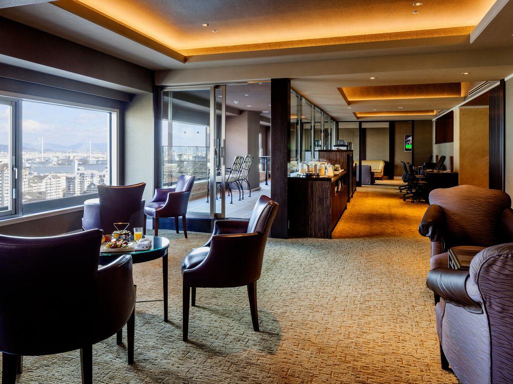 Kobe Bay Sheraton Hotel & Towers Exterior foto
